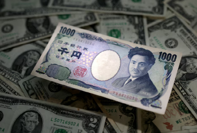 [크기변환]천엔과 달러지폐.png