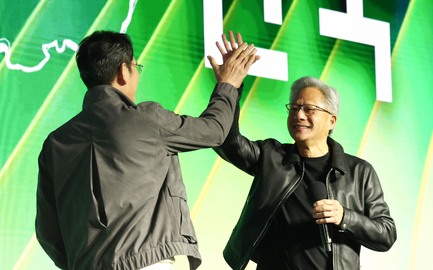 젠슨 황 엔비디아 CEO와 이재용 삼성전자 회장.jpg 젠슨 황 엔비디아 CEO와 이재용 삼성전자 회장.jpg