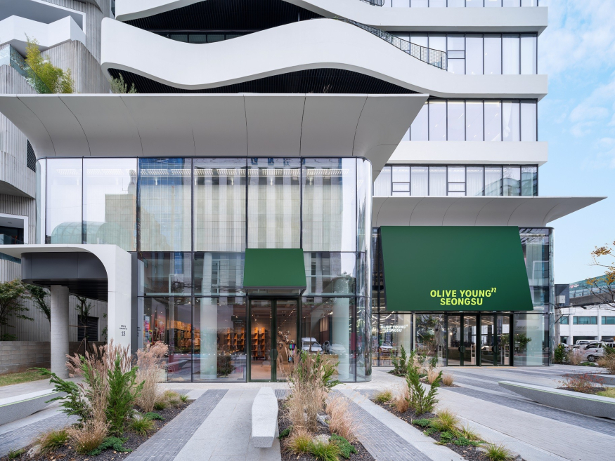 올리브영N 성수.jpg