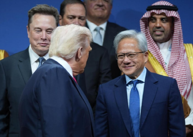 트럼프와 황.png