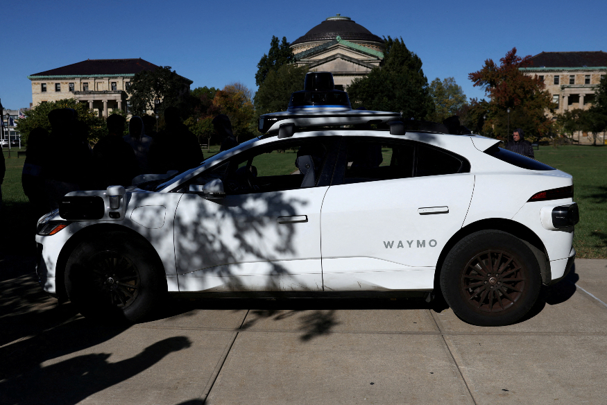 웨이모 자율주행 로보택시 로이터 연합뉴스.jpg