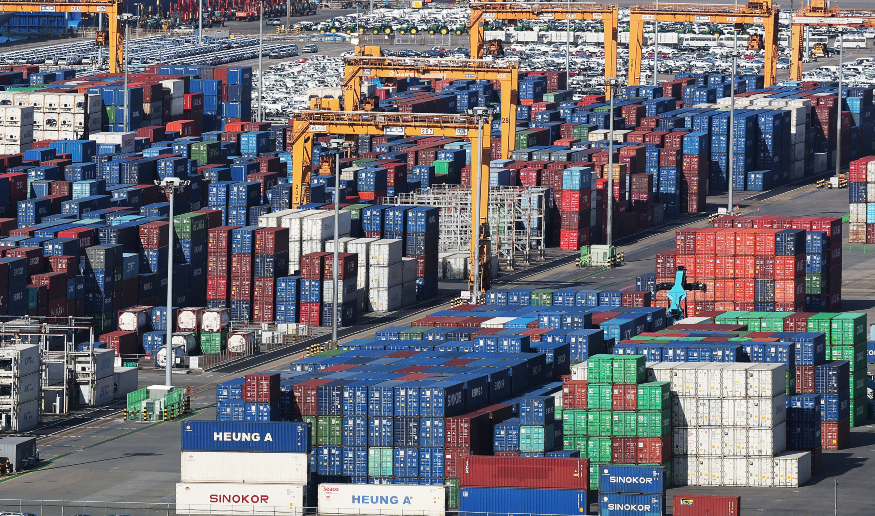 평택항 수출용 컨테이너 연합뉴스.jpg