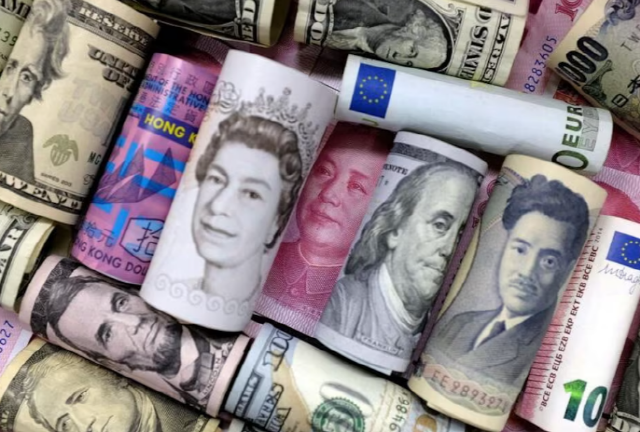 달러, 유로화 등각종 지폐.png